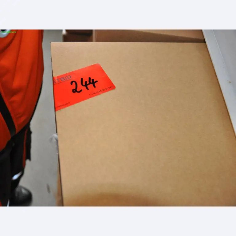 Máquinas, ferramentas, mercadorias / equipamento de oficina do ambiente<br> Comércio automóvel / serviço de pneus-7